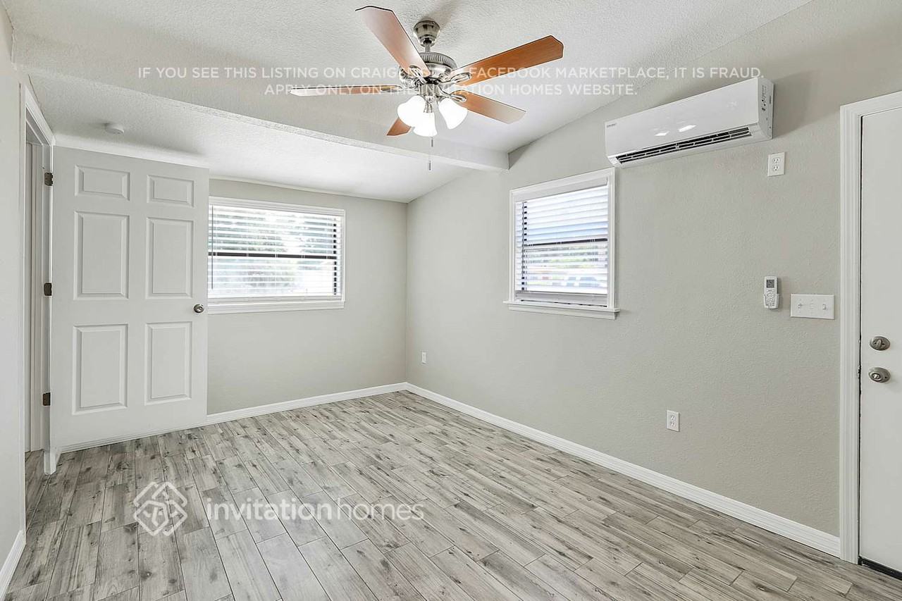 11796 104th St - Photo 5 of 24