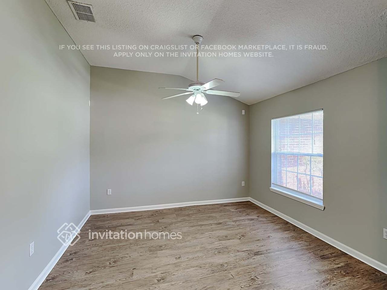 9128 Jennifer Ln - Photo 7 of 18