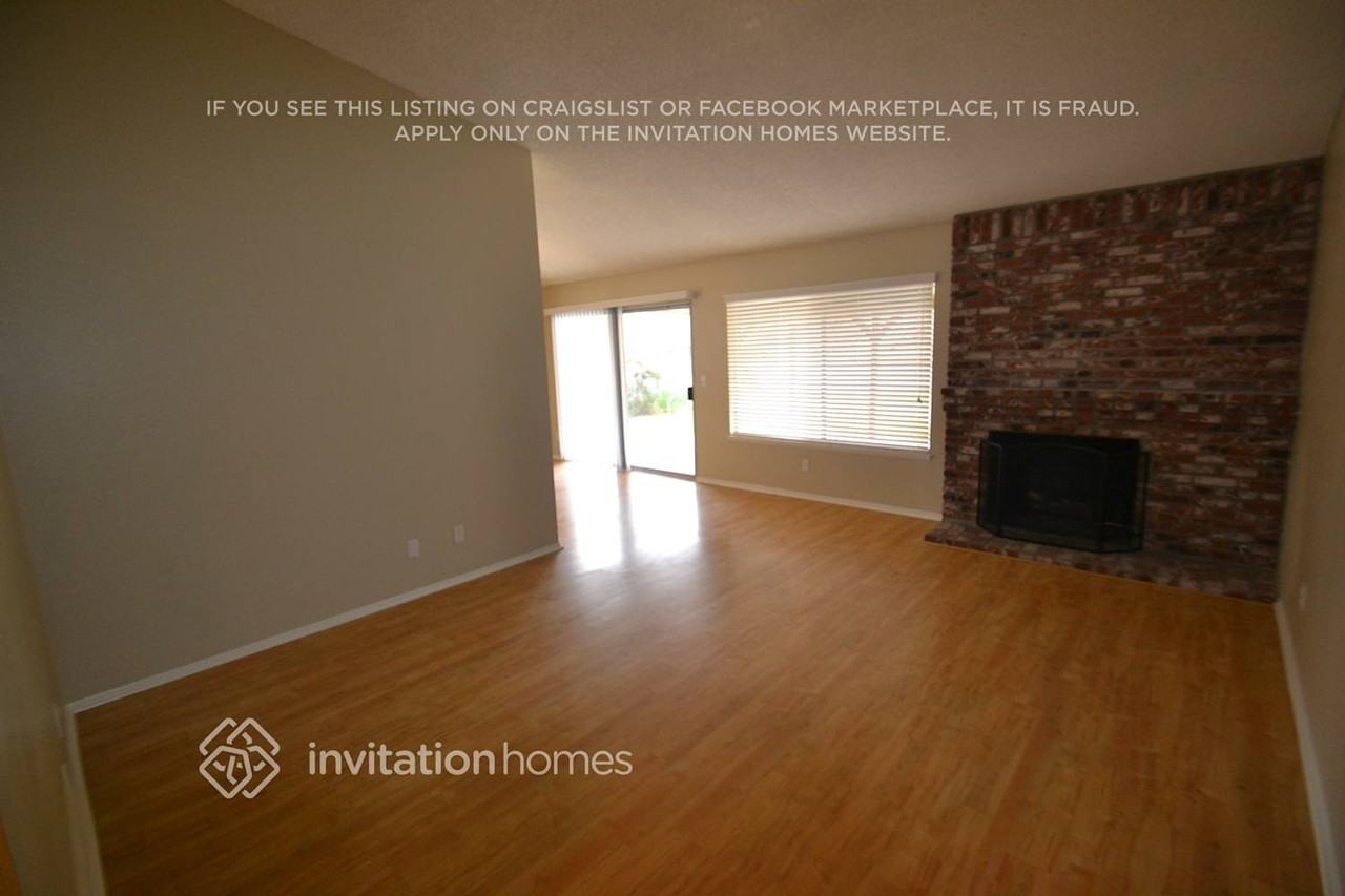 1851 Rosedale Ave - Photo 2 of 9