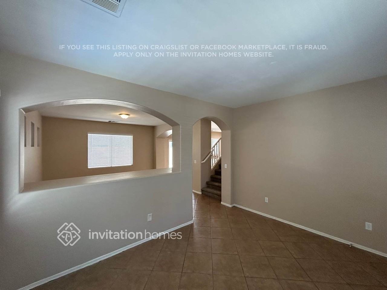 12170 W Yavapai Ln - Photo 2 of 21