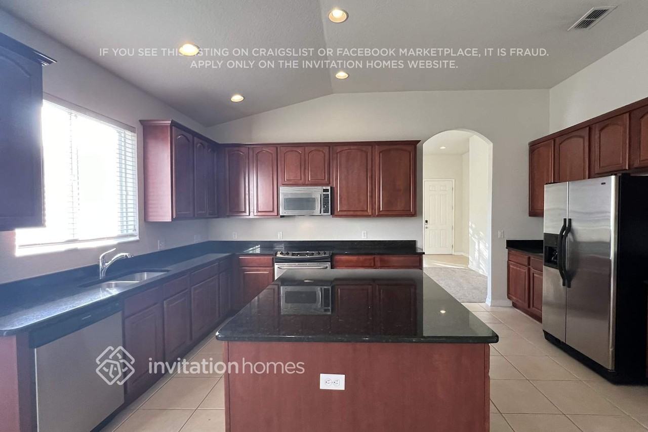 415 Balboa Blvd - Photo 4 of 14