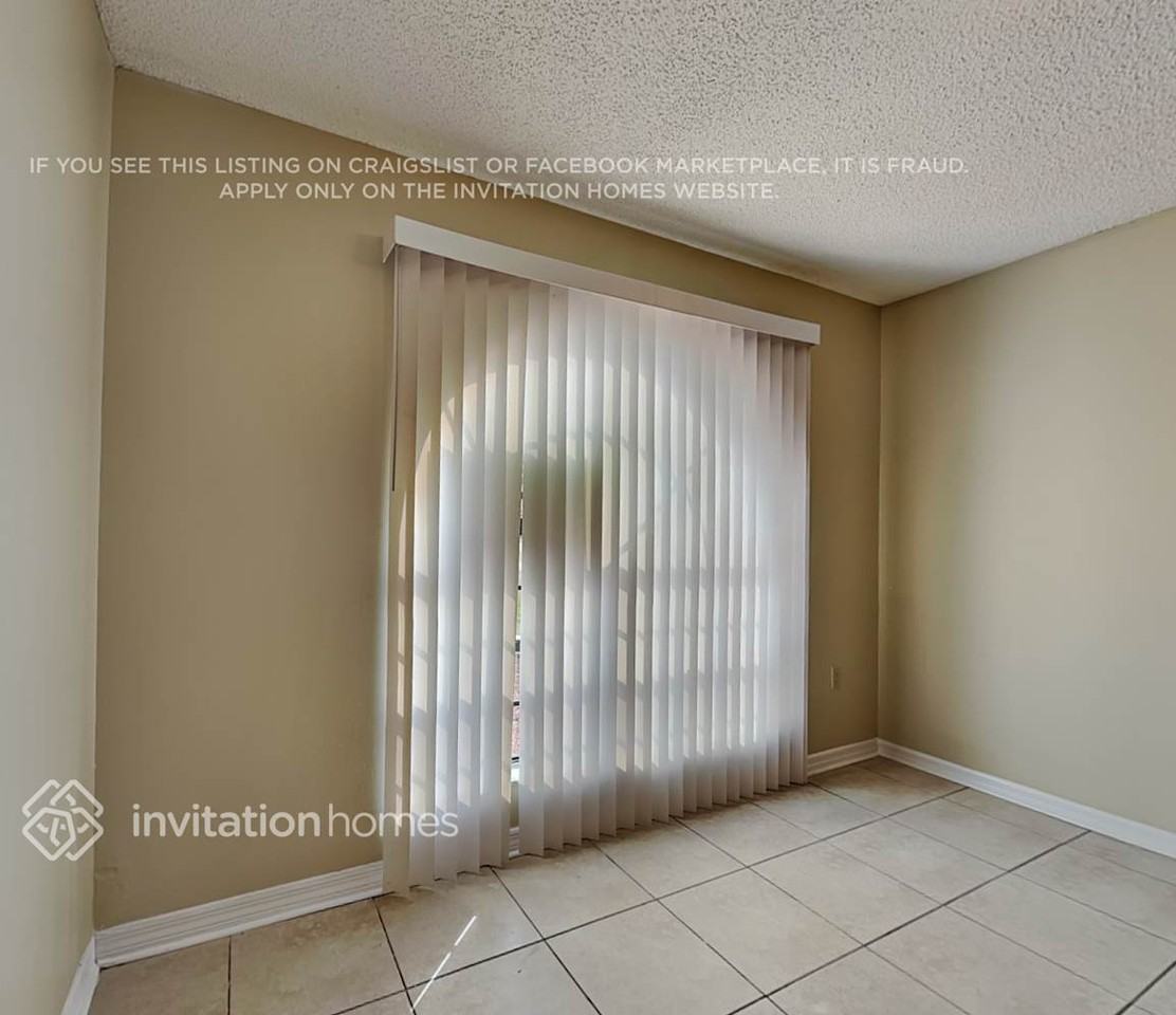 994 Shenandoah Ave - Photo 6 of 22
