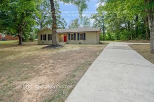 3916 Amsbury Rd - Photo 1 of 1
