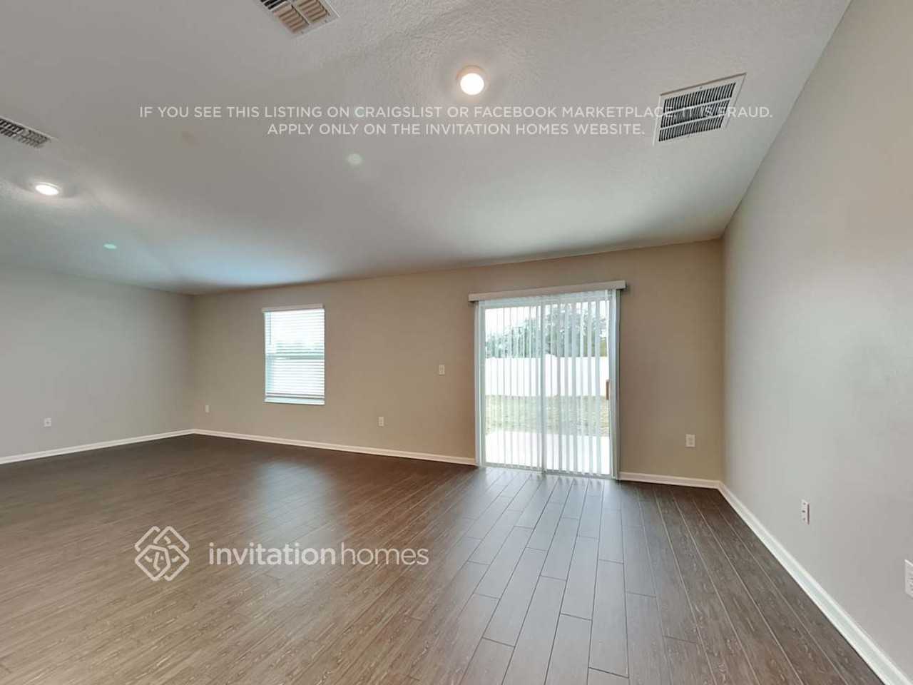 1074 Caitlin Loop - Photo 3 of 25