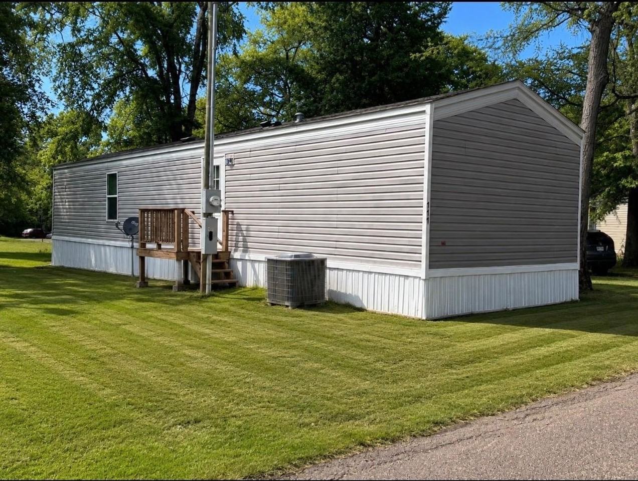 Looking for a lot for your single wide mobile home? 2 months free! - Photo 2 of 21