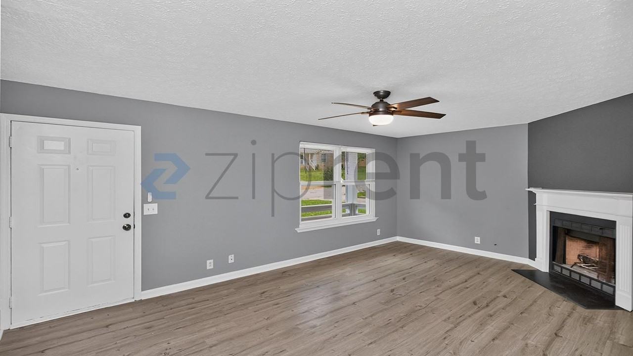 3207 Luann Dr - Photo 7 of 34