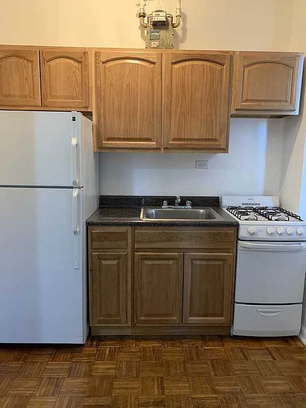 118 West 238th Street #3d - Photo 7 of 8