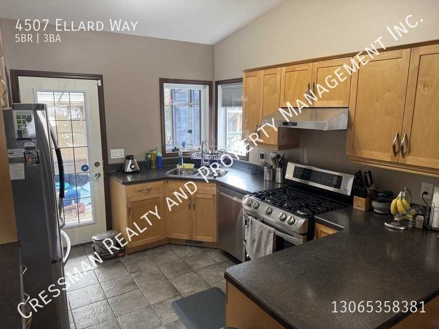 4507 Ellard Way - Photo 2 of 17