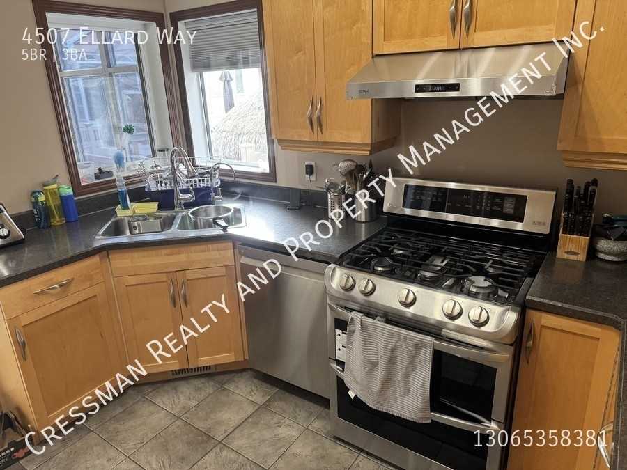 4507 Ellard Way - Photo 3 of 17