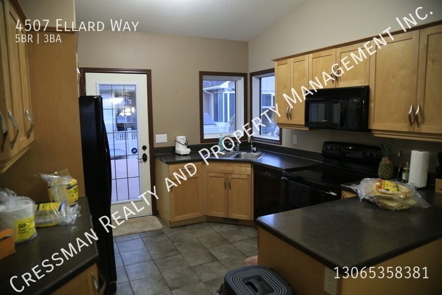 4507 Ellard Way - Photo 5 of 17