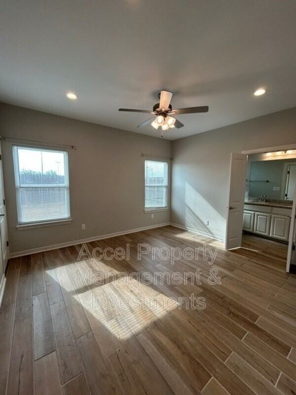 8410 N 33rd Ln - Photo 5 of 15