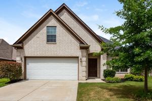 featured image of 7911 Ridgedale Dr