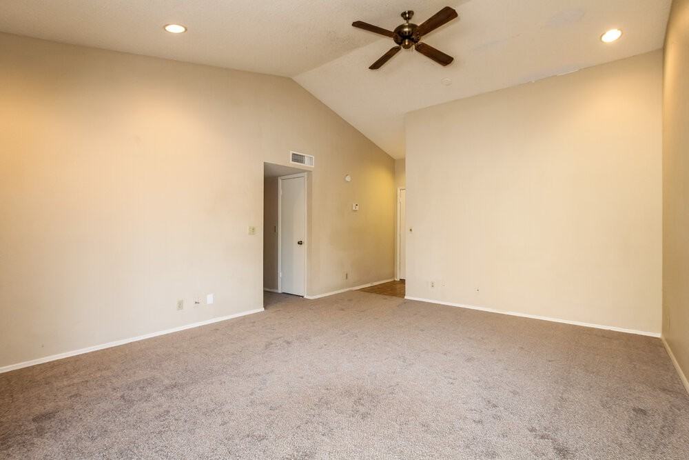 8602 W Ruth Ave - Photo 6 of 15