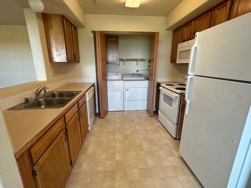 6005B Chapel Hill Blvd #201 - Photo 3 of 10