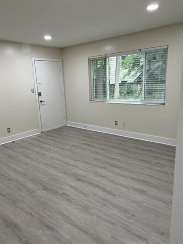 1253 Church St #3 - Photo 3 of 12