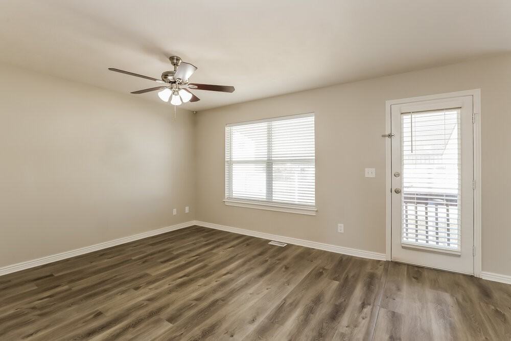 4083 Sw - Photo 5 of 17