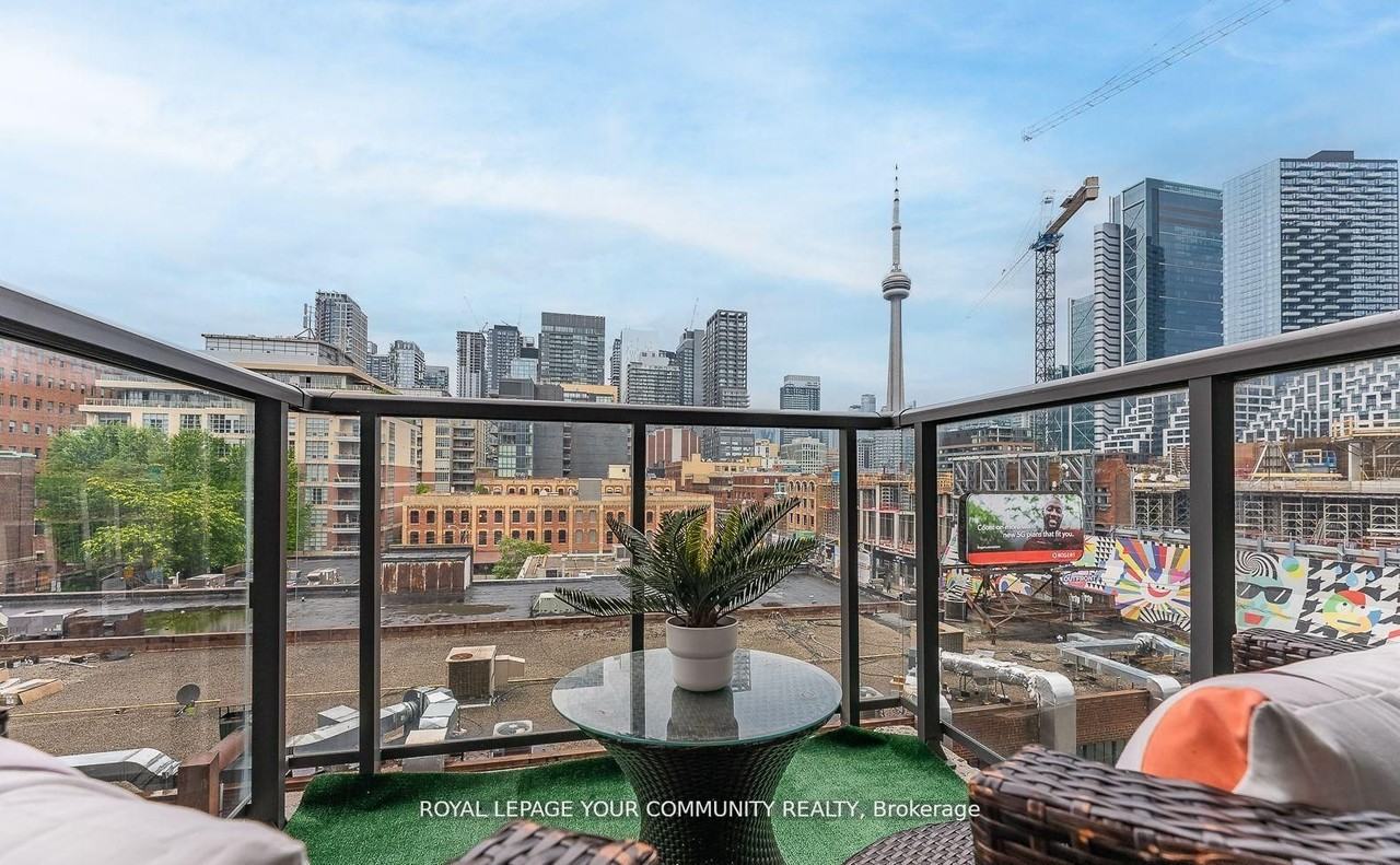 560 King Street West #510 - Photo 7 of 11