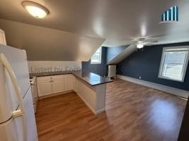 featured image of 550 Maple St #3F