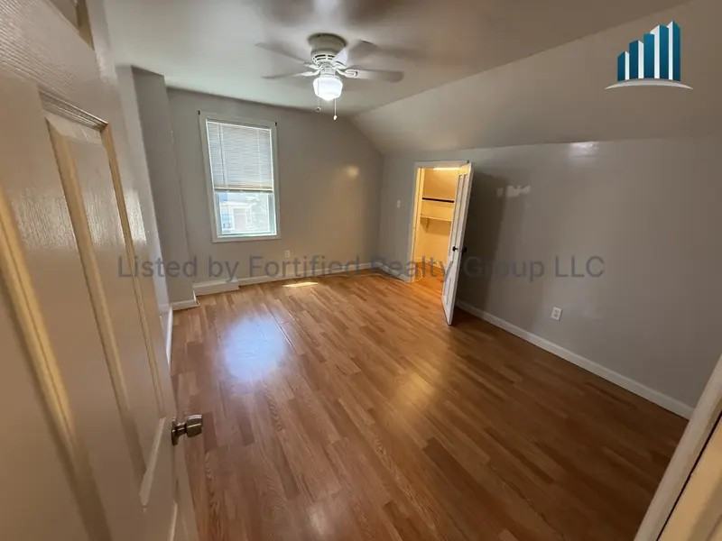 550 Maple St #3F - Photo 7 of 15