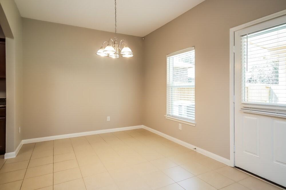 21235 Slate Bend Dr - Photo 7 of 17