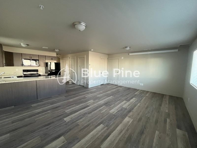 3565 E Gample Ave #4 - Photo 3 of 16