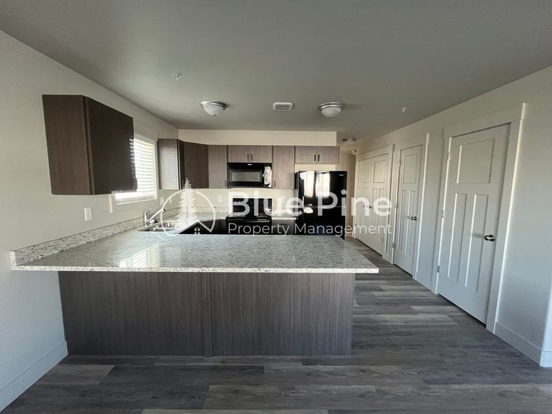 3565 E Gample Ave #4 - Photo 4 of 16