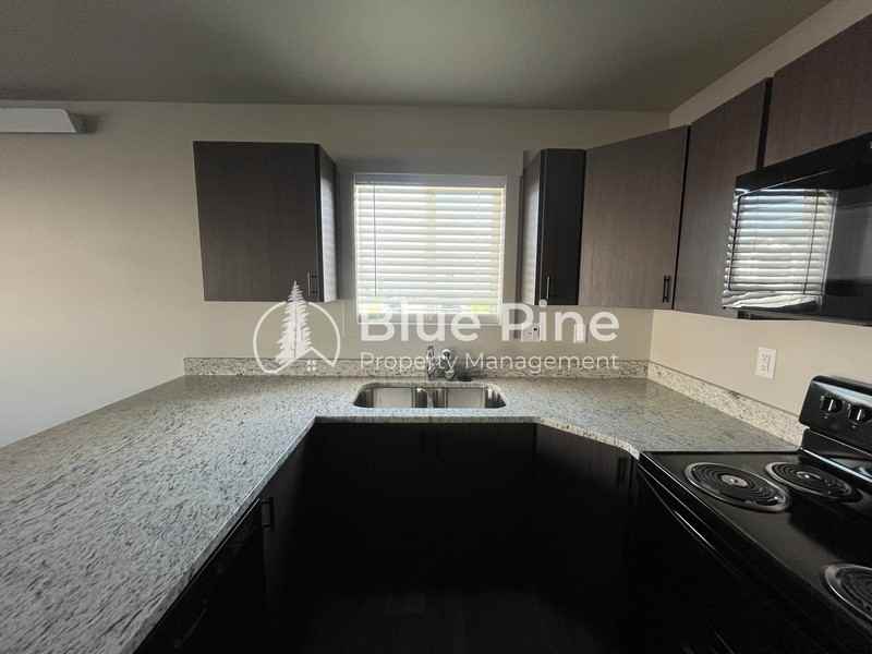 3565 E Gample Ave #4 - Photo 6 of 16