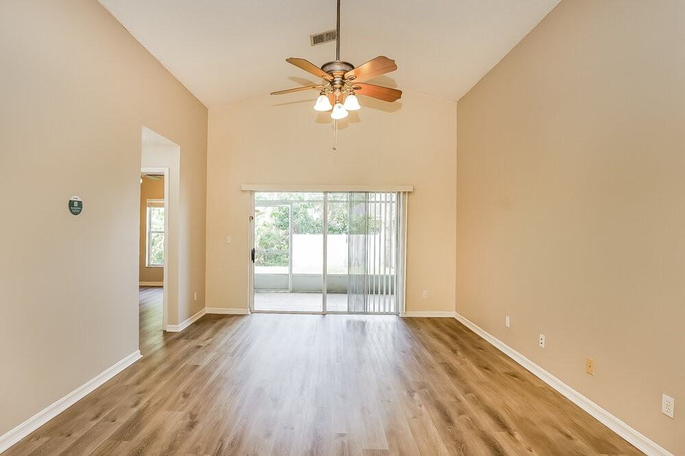 1289 Himalayan Ct - Photo 7 of 16