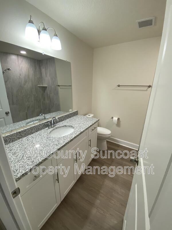 768 16th St - Photo 5 of 14