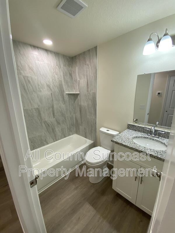 768 16th St - Photo 7 of 14