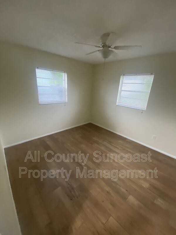 6009 71st St N - Photo 7 of 8