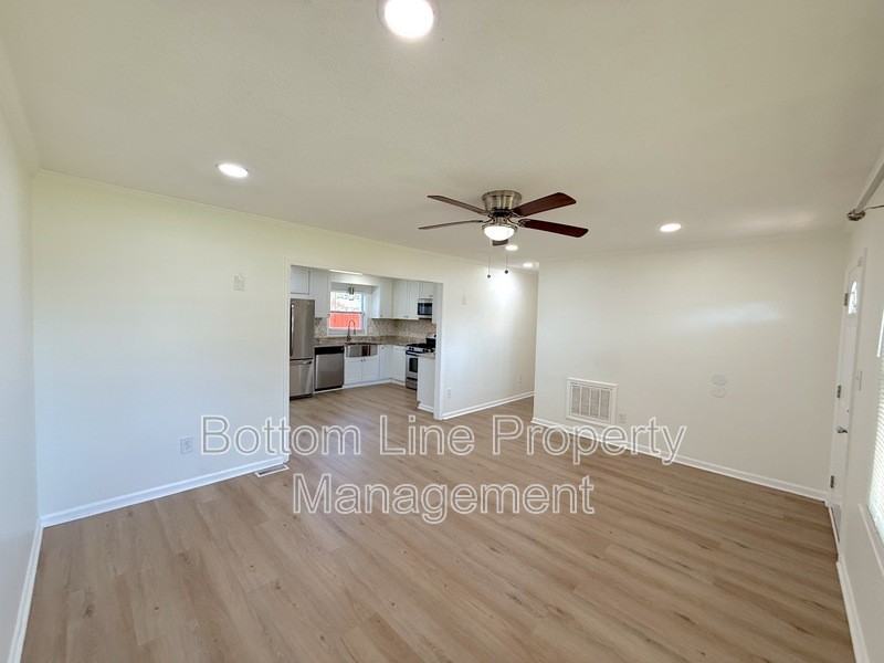 749 Shannon Bradley Rd - Photo 4 of 21