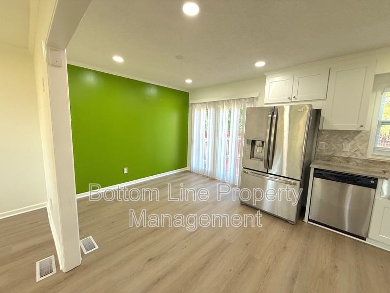 749 Shannon Bradley Rd - Photo 5 of 21