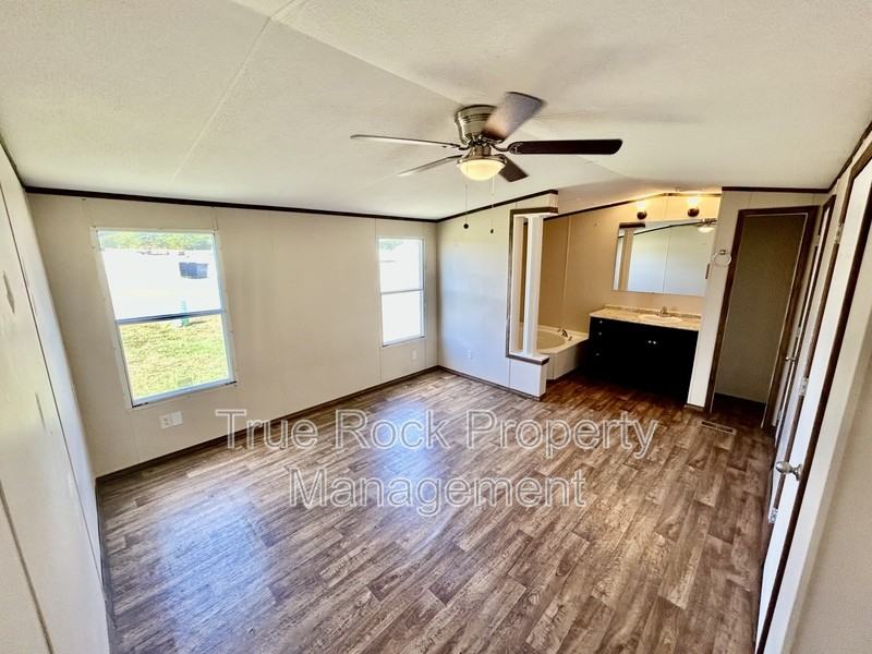 16394 County Road 3594 - Photo 4 of 9