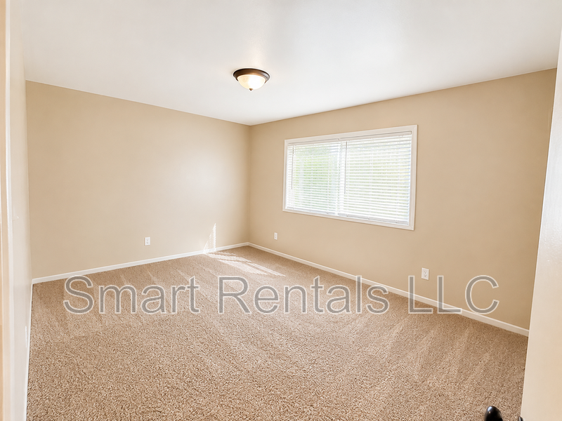 2664 Eltarose Dr - Photo 5 of 6