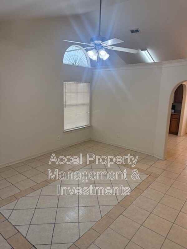 1902 Bahamas Dr #3 - Photo 2 of 12