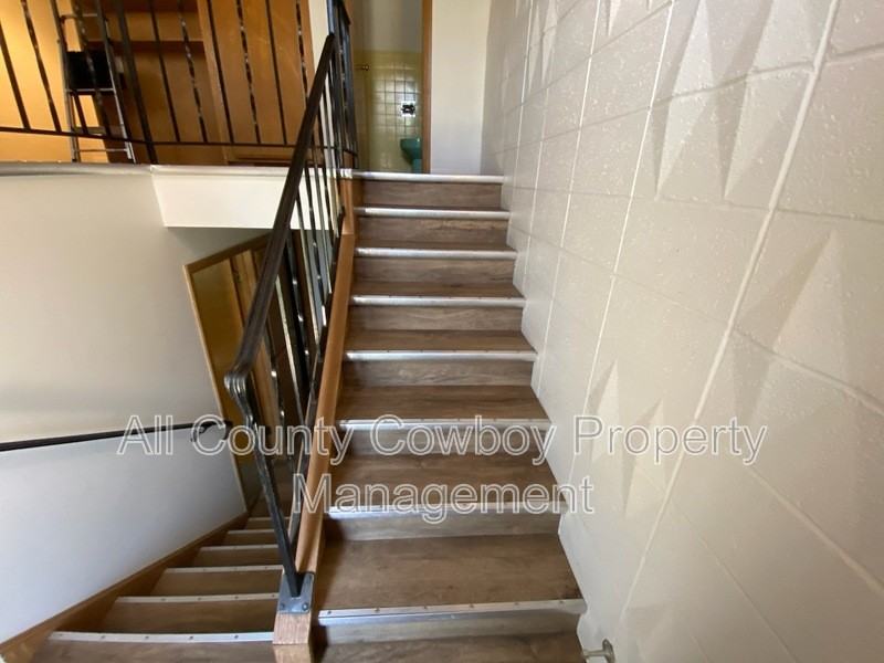 1000 E Garfield St #13 - Photo 4 of 21