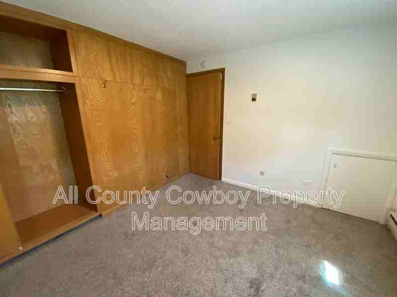 1000 E Garfield St #13 - Photo 5 of 21