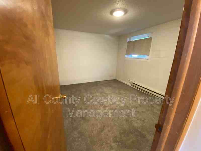 1000 E Garfield St #13 - Photo 6 of 21