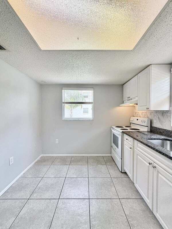 4725 39th Ave N - Photo 7 of 34