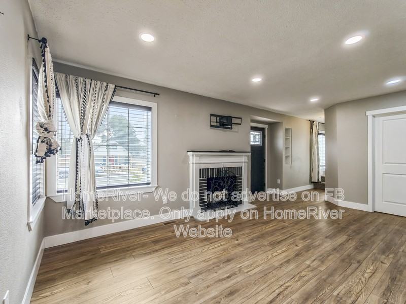 1417 E Wabash Ave - Photo 2 of 24