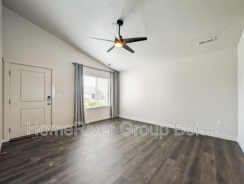 3038 W Dark Sky St - Photo 3 of 20