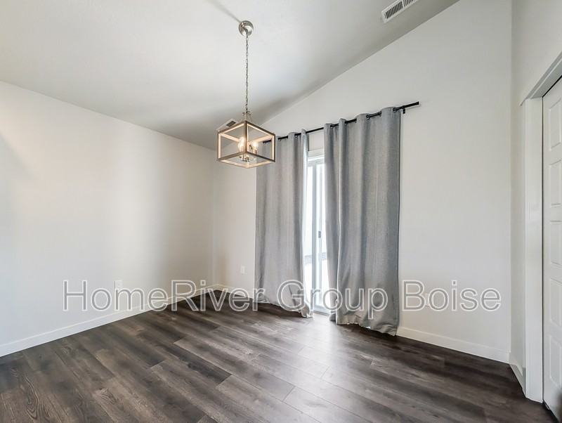 3038 W Dark Sky St - Photo 6 of 20
