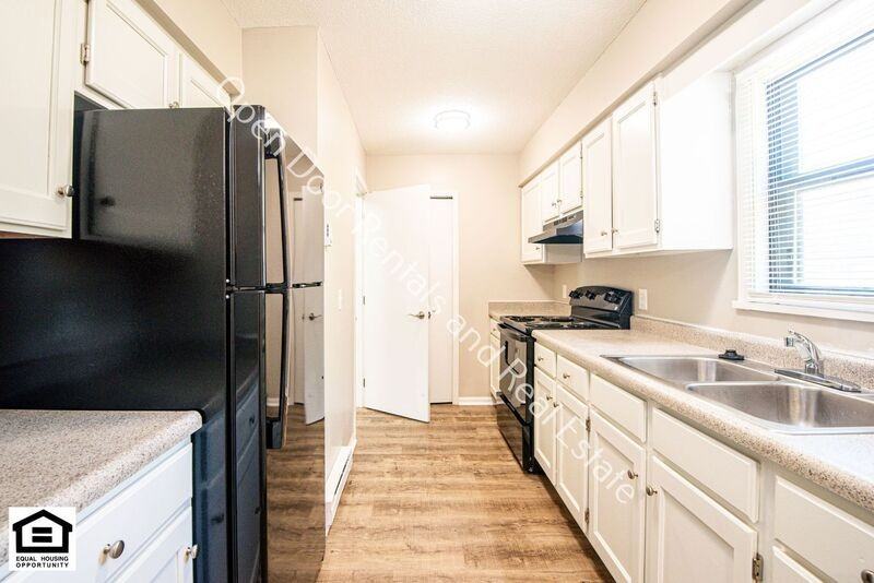 303 Autumn Hills Dr - Photo 6 of 14