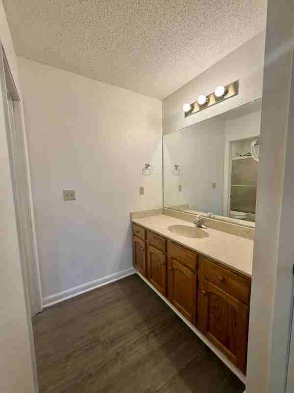 3932 Balsam Dr - Photo 5 of 8