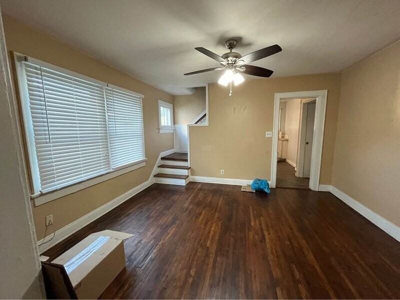 255 Southwood Ave - Photo 3 of 6