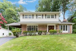featured image of 4126 Lenox Dr