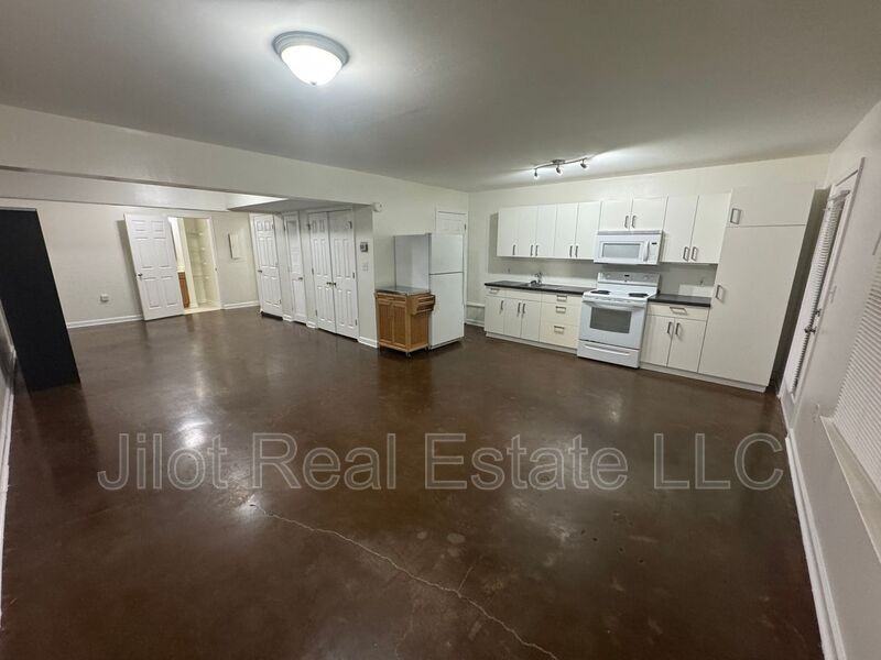 105B Dancing Fox Rd - Photo 5 of 16