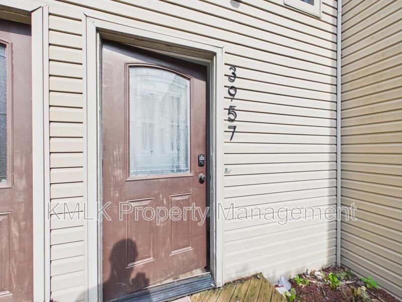 3957 Cox Rd - Photo 4 of 48