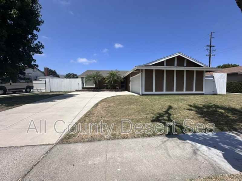 18527 San Antonio St - Photo 2 of 25
